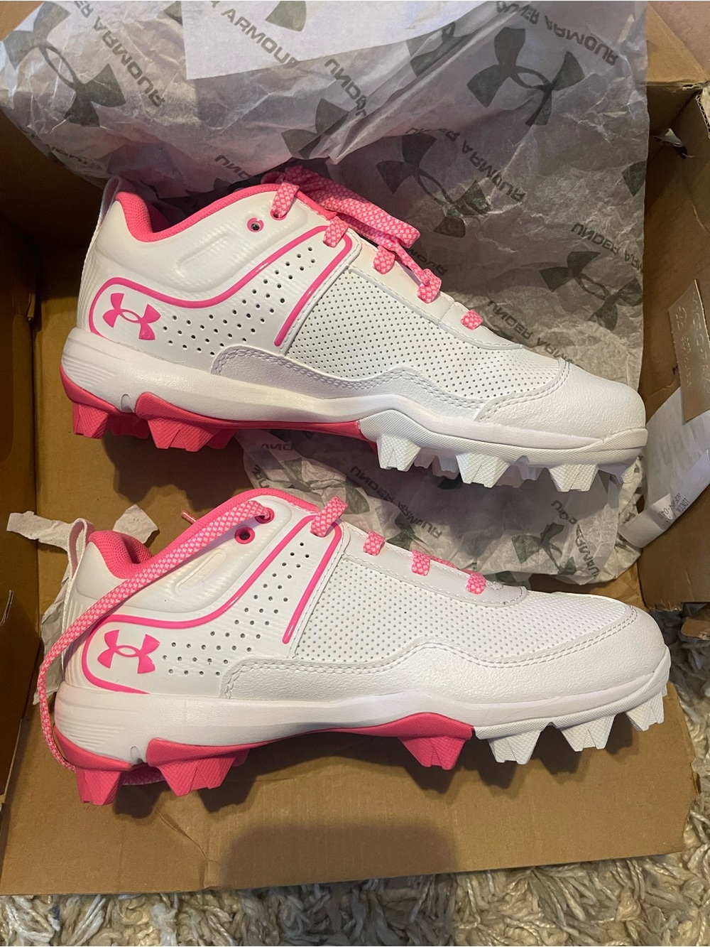 Under Armour White and Pink Kids' Cleats - Picture 4 of 5